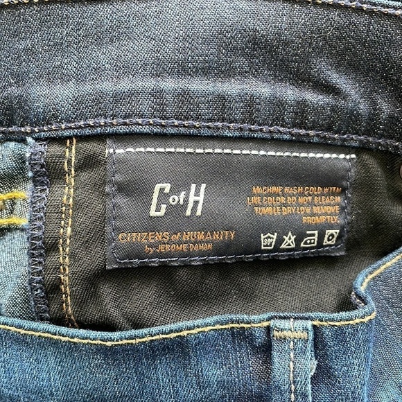⭐️HP⭐️Sz 27p Citizens of Humanity Dita dark wash petite bootcut leg in GUC - Picture 11 of 13